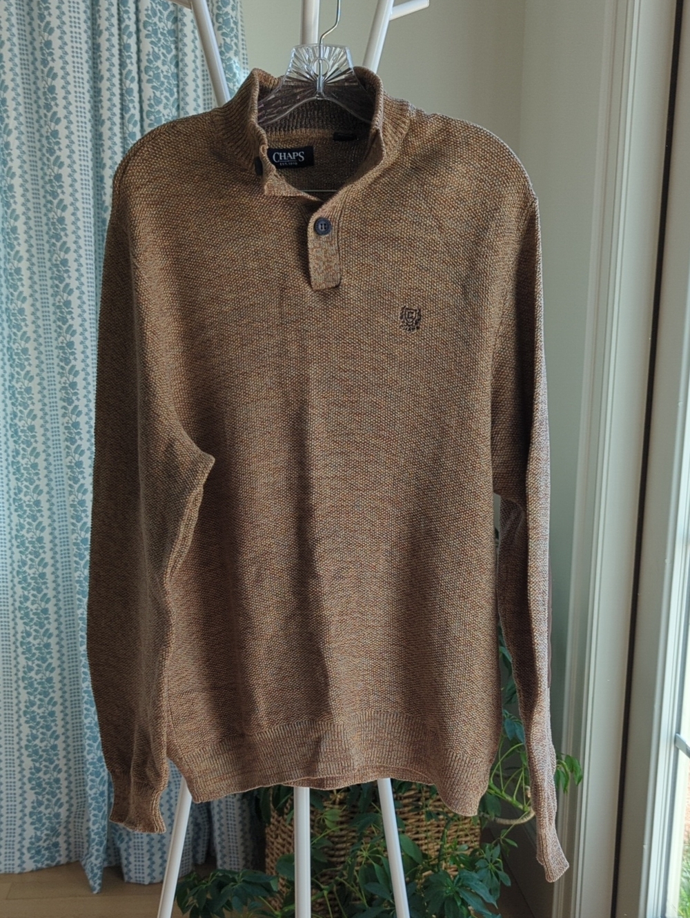 Chaps Men's Heathered Tan Brown Quarter-Button Crewneck Sweater